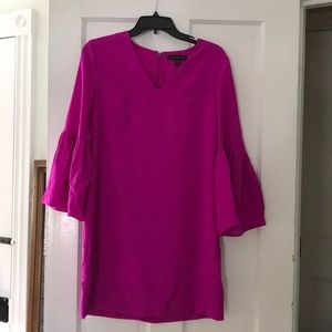 Banana Republic V-Neck Bell-Sleeve Shift Dress